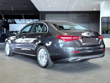 Mercedes Klasa C W206 Limuzyna 1.5 200 204KM 2025 MERCEDES-BENZ C Klasa 200 Avantgarde Sedan 204KM 2025, zdjęcie 2