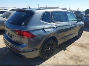 Volkswagen Tiguan II 2022 Volkswagen Tiguan 2022 Volkswagen Tiguan 2.0T SE R-Line Black FWD 2.0 184KM, zdjęcie 4