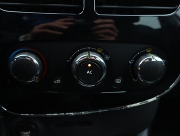 Renault Clio IV Hatchback 5d ENERGY dCi 90KM 2014 Renault Clio 1.5 dCi, Salon Polska, Navi, Klima, zdjęcie 12