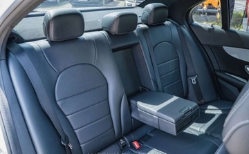 Mercedes Klasa C W205 Limuzyna 300 245KM 2017 Mercedes-Benz Klasa C Mercedes-Benz Klasa C W205 300 2.0 4Matic 245KM 2.0, zdjęcie 15