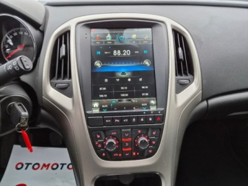 Opel Astra J Sports Tourer 1.4 Turbo ECOTEC 140KM 2012 Opel Astra Sliczna 1.4 b Ful Opcja Bezwypadkowa Zarejestrowana Gwarancja, zdjęcie 21