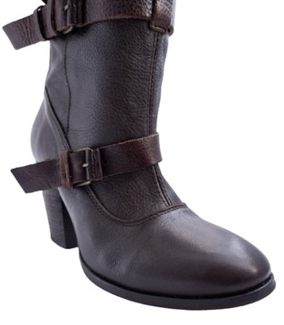 BERTIE SKÓRZANE KOZAKI, ROZM. 37