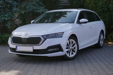 Skoda Octavia IV Kombi 1.0 TSI 110KM 2020 Skoda Octavia CarPlayAA, kamera, isofix, salon PL, LaneAssist, klima 2stre, zdjęcie 2