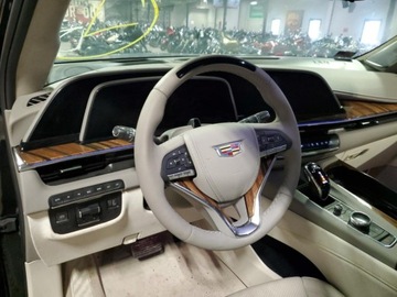 Cadillac Escalade III 2023 Cadillac Escalade Premium Luxury Platinum 2023 6.2l 6.2 Benzyna 420KM, zdjęcie 5