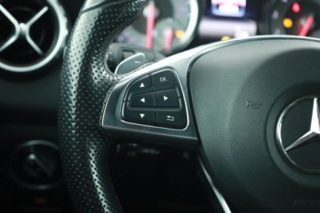 Mercedes GLA I Off-roader 2.0 250 211KM 2016 Mercedes GLA GLA 250 4MATIC, Salon Polska, zdjęcie 20
