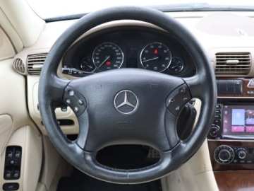 Mercedes Klasa C W203 Sedan W203 1.8 (C 200 Kompressor) 163KM 2005 Mercedes C C 200 Kompressor , Salon Polska, Klima, zdjęcie 13