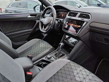 Volkswagen Tiguan Allspace SUV Facelifting 2.0 TSI 245KM 2022 Volkswagen Tiguan Allspace FV23 Panorama R-line ACC Virtual HK 4x4 ASO Mat, zdjęcie 11