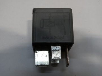 PRZEKAZNIK 12V FORD F80B-14B192-AA
