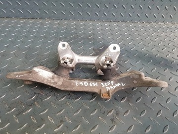 Łapa mocowanie poduszki skrzyni manual 6 760 303 BMW E90 E91 318d 320d M47