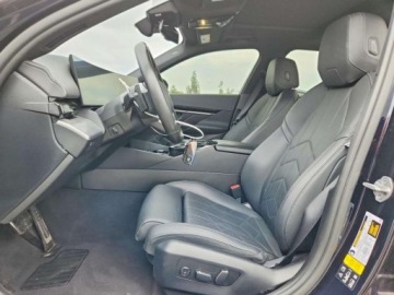 BMW Seria 5 G90-91 2024 BMW Seria 5 530Xi 2024 2.0 Benzyna 255KM, zdjęcie 7