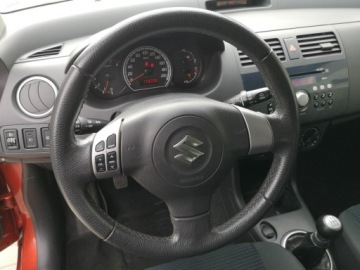 Suzuki Swift IV Hatchback 5d 1.3 92KM 2009 Suzuki Swift 1,328 16v 92KM Klimatyzacja Alu, zdjęcie 13