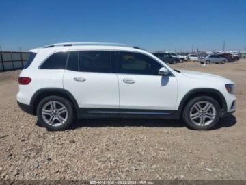 Mercedes GLB 2021 Mercedes-Benz GLB 250, 2021r., 2.0L 2.0 Benzyna 221KM, zdjęcie 4