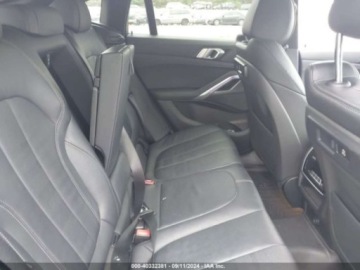 BMW X6 G06 2021 BMW X6 sdriver40i, 2021r., 3.0L 3.0 Benzyna 335KM, zdjęcie 9