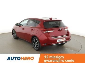 Toyota Auris II Hatchback 5d Facelifting 1.8 Hybrid 136KM 2017 Toyota Auris Edition-S+ kamera grzane fotele, zdjęcie 3
