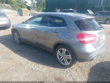 Mercedes GLA I 2018 Mercedes-Benz GLA 2018 MERCEDES-BENZ GLA 250 4MATIC 2.0 Benzyna 208KM, zdjęcie 3