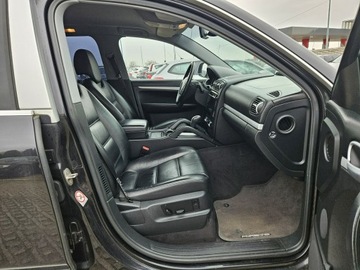 Porsche Cayenne I 3.2 i V6 24V 250KM 2006 Porsche Cayenne 3,2 benzyna 250 KM automat, zdjęcie 7