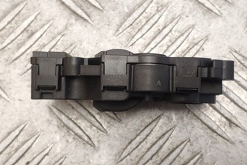 MOTOREK KRYT KOLEKTORU BMW X5 (G05) 412650920 3.0L HYBRID 290KW 2020