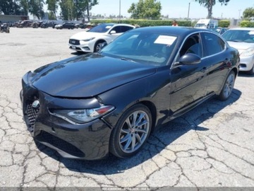 Alfa Romeo Giulia II Sedan 2.0 TBi 280KM 2017 Alfa Romeo Giulia 2017 2.0l 2.0 Benzyna 280KM, zdjęcie 1