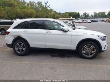 Mercedes GLC C253 2021 Mercedes-Benz GLC 2021, 2,0L, 4x4 2.0 Benzyna 255KM, zdjęcie 3