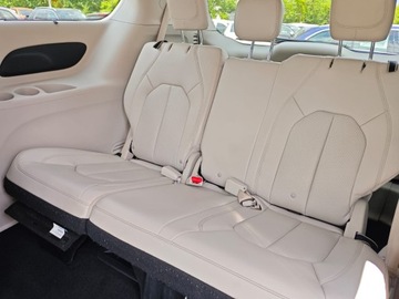 Chrysler Pacifica II 2021 chrysler pacifica TOURING L, V6 3.6l benzyna 287KM, Automat, Dokumentacja, zdjęcie 28