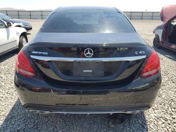 Mercedes Klasa C W205 2018 Mercedes-Benz Klasa C 43 4Matic AMG 2018 3.0l 3.0 Benzyna 362KM, zdjęcie 2