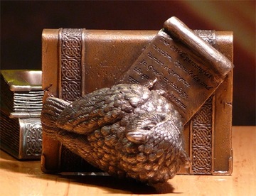 SZKATUŁKA SOWA symbol mądrości SYGNOWANA VERONESE