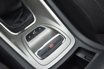 Citroen C5 III Sedan 2.0 HDi FAP 163KM 2013 Citroen C5 2.0HDi 163KM Manual 2013r. SALON Climat, zdjęcie 8