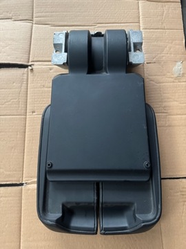 AUDI Q7 4M LOKETNÍ OPĚRKA