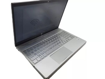 LAPTOP LAPTOP HP PAVILION 15-CS3004NW 8/512GB SREBRNY TORBA