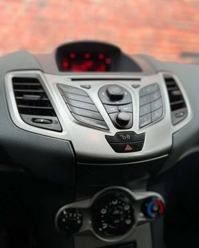 Ford Fiesta VII Hatchback 5d 1.25 Duratec 82KM 2011 Ford Fiesta Klima Isofix Gwarancja w cenie Warszawa VRAL 1.2 Benzyna 82KM, zdjęcie 18