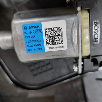 KIA EV6 2021 ZADNÍ STRANA LEVÝ ELELKTRICKÝ ZVEDÁK OKNO DVEŘE ZADNÍCH