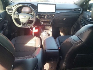 Ford Escape III 2025 Ford Escape St Line 2025 1.5 Benzyna 180KM, zdjęcie 8