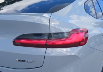 BMW X4 G02 SUV Facelifting 2.0 30i 245KM 2022 BMW X4 xDrive30i M Sport M Sport Aero LED Panorama Ambiente Kamera 2.0, zdjęcie 2