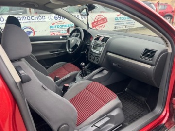 Volkswagen Golf V Hatchback 1.9 TDI 105KM 2007 Volkswagen Golf GT LINE KLIMATYZACJA EL.SZYBY EL.LUSTERKA CENTRALNY ZAMEK, zdjęcie 5