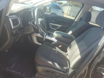 Nissan Titan 2021 Nissan Titan 2021, 5.6L, 4x4, SV, po gradobiciu 5.6 Benzyna 400KM, zdjęcie 7