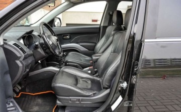 Peugeot 4007 2008 Peugeot 4007 2,2HDI 7-osobowy Skory Bezwypadkowy 2.2 Diesel 156KM, zdjęcie 6