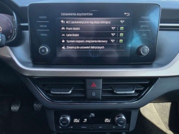 Skoda Kamiq Crossover 1.0 TSI 110KM 2022 Skoda Kamiq 1.0TSI 110KM Style Pakiet Comfort Pakiet promocyjny Tech Serwi, zdjęcie 17