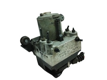 AUDI A4 B5 1.6 POMPA HAMULCOWA 8D0614111 0265214002