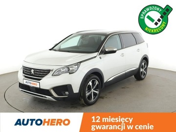 Peugeot 5008 II Crossover 1.5 BlueHDI 130KM 2018 Peugeot 5008 7os. Automat Virtual Navi Kamera