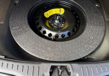 Ford Focus III Kombi Facelifting 1.5 TDCi 120KM 2015 Ford Focus 1.5TDCI NAVI Klimatronic Alu Extra stan 1.5 Diesel 120KM, zdjęcie 8