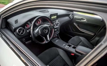 Mercedes Klasa A W176 Hatchback 5d 2.0 250 BlueEFFICIENCY 211KM 2014 Mercedes-Benz Klasa A SPORT-Pakiet 2.0B 211Ps 4x4 Skora Bixenon Navi Ledy, zdjęcie 24