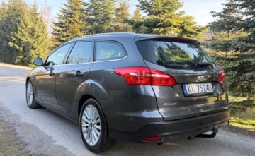 Ford Focus III Kombi Facelifting 1.0 EcoBoost 125KM 2015 Ford Focus Ford Focus 1.0 EcoBoost Titanium Benzyna 125KM, zdjęcie 9