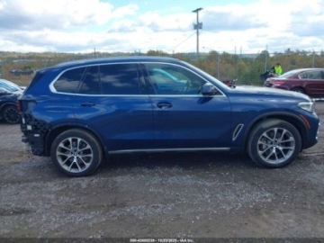 BMW X5 G05 2022 BMW X5 2022 BMW X5 xDrive40i Sports Activity Vehicle 3.0 Benzyna 335KM, zdjęcie 8