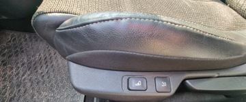 Citroen C4 II Hatchback 5d 1.6 HDi 92KM 2012 Citroen C4 2012r 1.6 HDI. Lekko uszkodzony lewy przod. Jezdzi. 1.6 92KM, zdjęcie 22