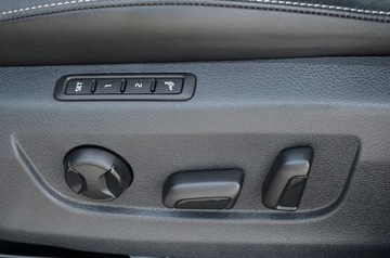 Skoda Superb III Kombi Facelifting 2.0 TDI SCR 200KM 2023 Skoda Superb Laurin &amp; Klement Full Led! SKÓRY Fotele el. z masażem! 200KM, zdjęcie 21