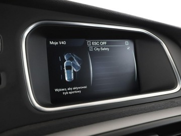 Volvo V40 II Cross Country 2.0 D2 DRIVE-E 120KM 2015 Volvo V40 klima auto czujniki parkowania, zdjęcie 24