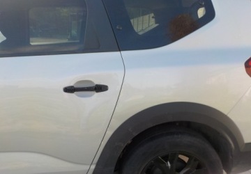 Dacia Jogger 1.0 TCe 110KM 2023 Dacia Jogger Okazja Benzyna 110KM, zdjęcie 9