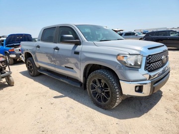 Toyota Tundra II 2020 Toyota Tundra Crewmax SR5 2020 5.7l 5.7 Benzyna 381KM, zdjęcie 4