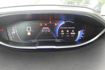 Peugeot 5008 II Crossover Facelifting 1.2 PureTech 130KM 2023 Peugeot 5008 ROK 2023 POJ 1,2 131 KM, zdjęcie 15