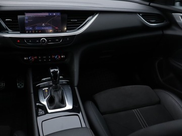 Opel Insignia II Sports Tourer Facelifting 2.0 Diesel 174KM 2021 Opel Insignia 2.0 CDTI, Salon Polska, zdjęcie 7